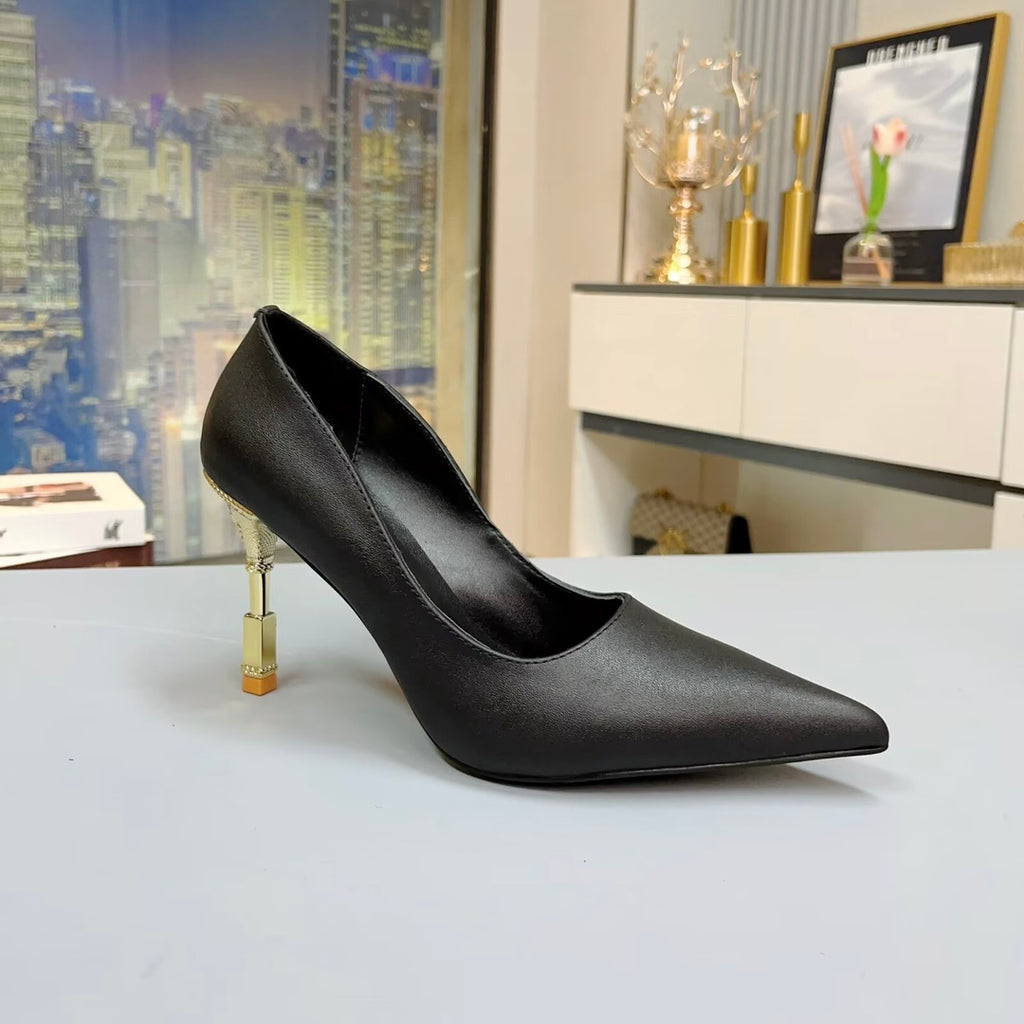The Sculpted Gold Stiletto