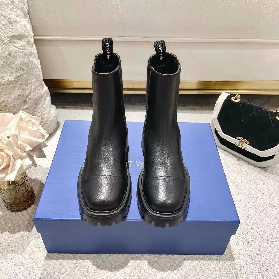 Chunky Leather Ankle Boots - Black