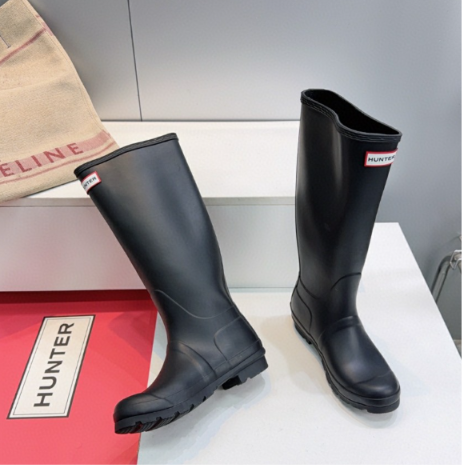 Matte Rain Boots
