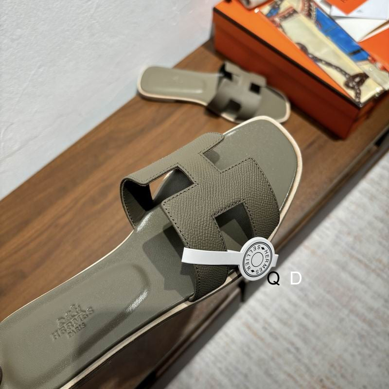 Leather Flat Sandals