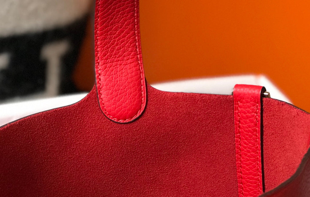 Bucket Bag Red