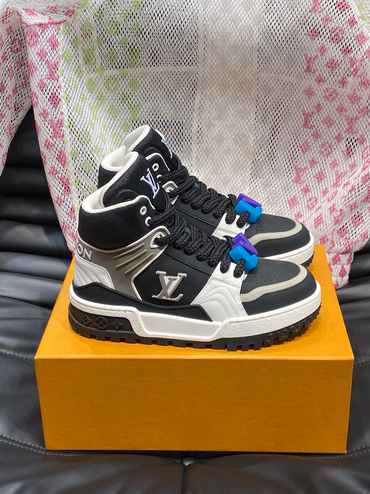 Premium High-Top Trainers