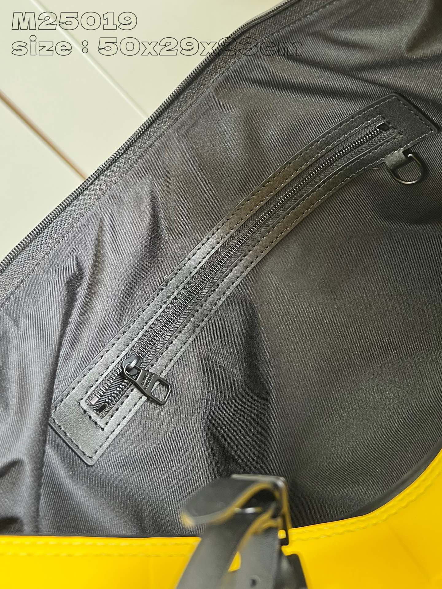 Bandoulière 50 Travel Bag