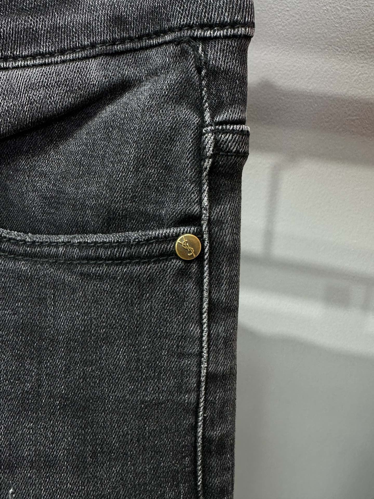 Men’s Denim Jeans