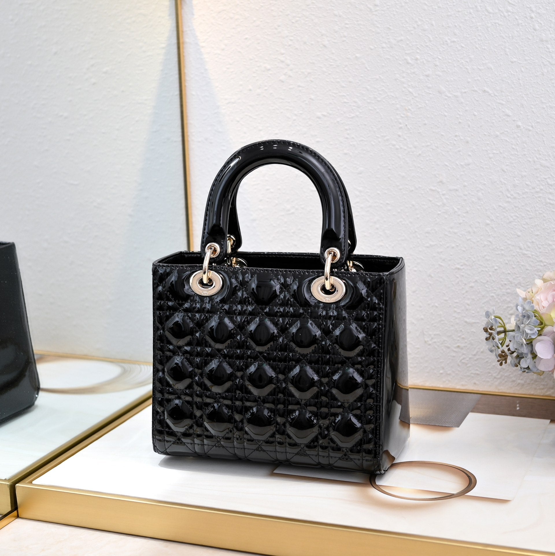 Lady D Style Shoulder Bag – Black (24cm)