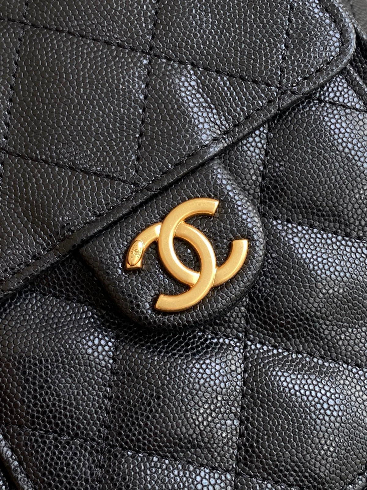 25 Shoulder Bag – 30cm
