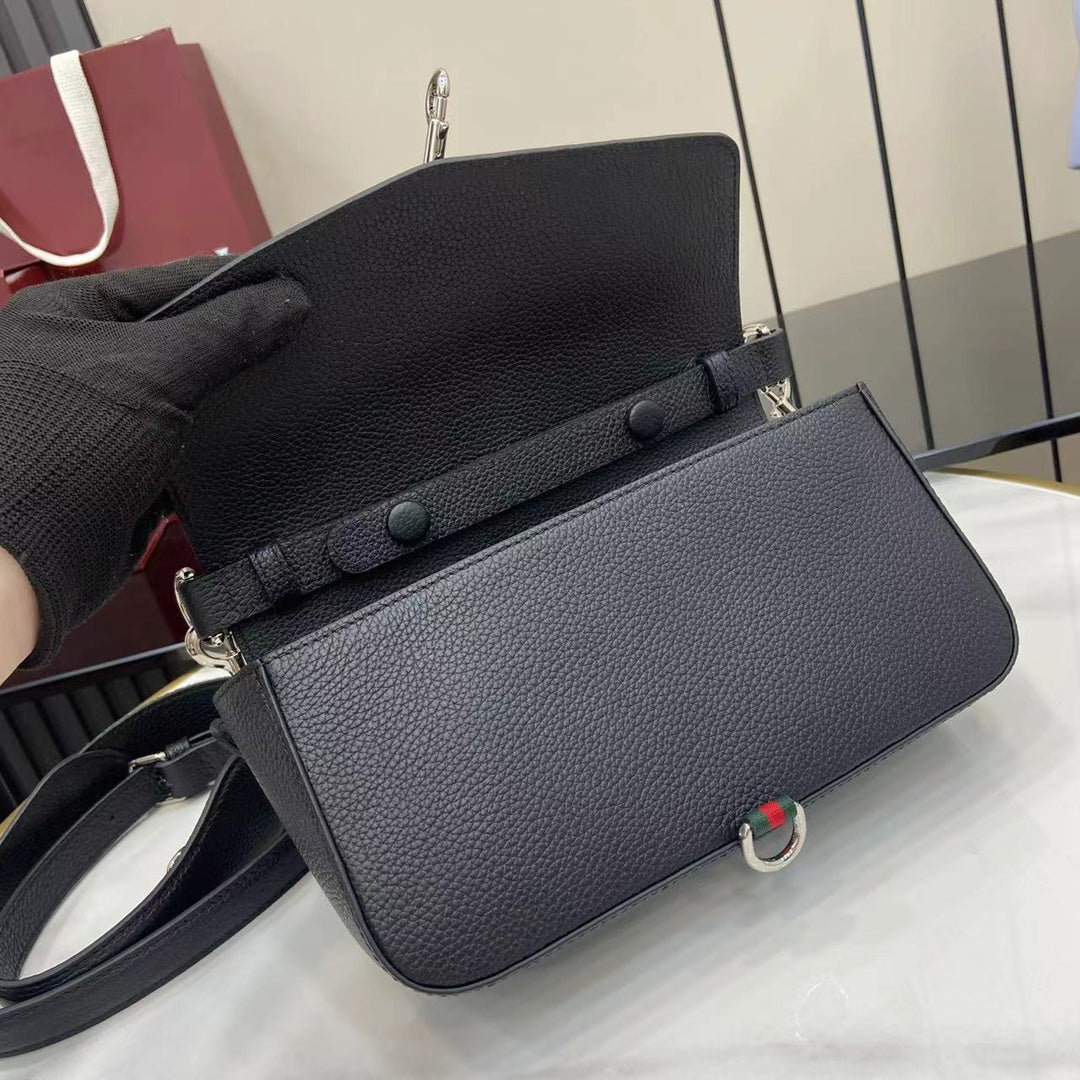 Crossbody Bag Black Grained Leather – Spring/Summer 2025